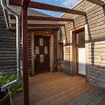 Haus Unterm Mammutbaum - Elberadweg Magdeburg