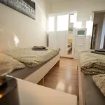 Haus Unterm Mammutbaum - Elberadweg Apartman *