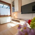 Apartman Haus Unterm Mammutbaum - Elberadweg Magdeburg