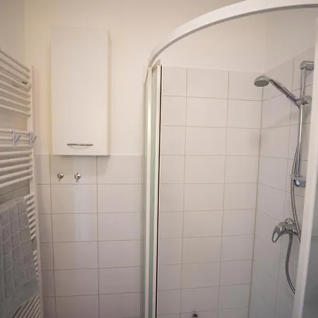 Haus Unterm Mammutbaum - Elberadweg