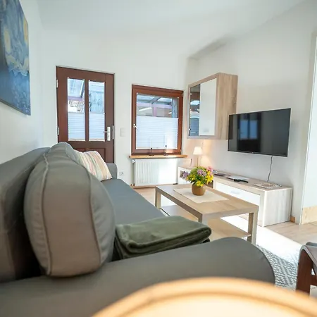 아파트 Haus Unterm Mammutbaum - Elberadweg *