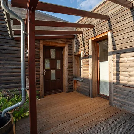 Haus Unterm Mammutbaum - Elberadweg 马格德堡