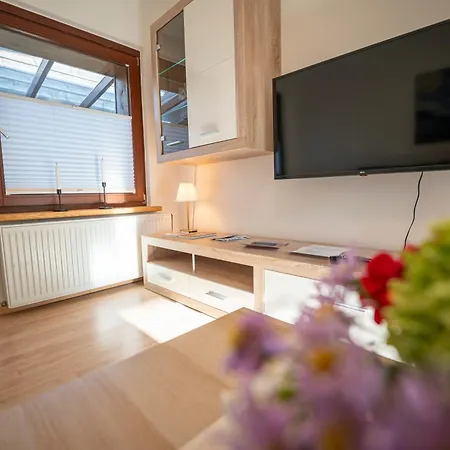 아파트 Haus Unterm Mammutbaum - Elberadweg 마그데부르크