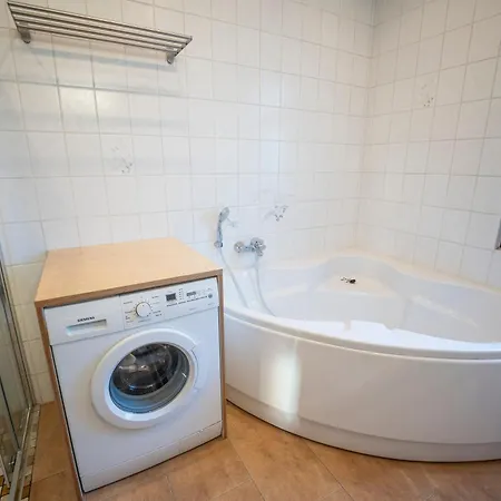 아파트 Haus Unterm Mammutbaum - Elberadweg 마그데부르크