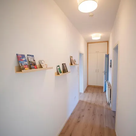 Haus Unterm Mammutbaum - Elberadweg