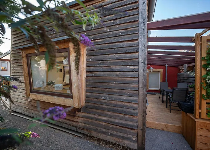 Haus Unterm Mammutbaum - Elberadweg * Maagdenburg