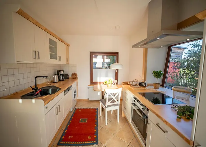 Haus Unterm Mammutbaum - Elberadweg