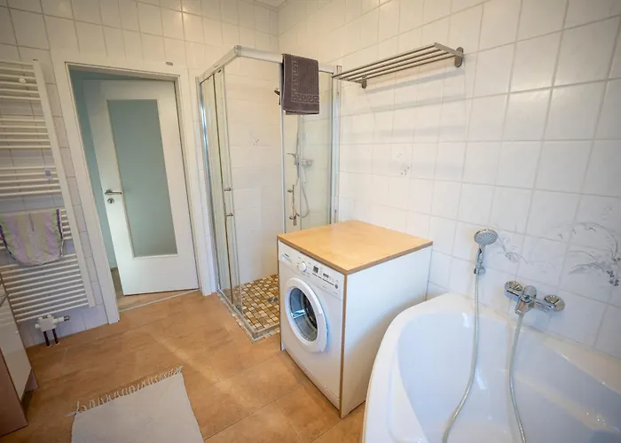 Haus Unterm Mammutbaum - Elberadweg *