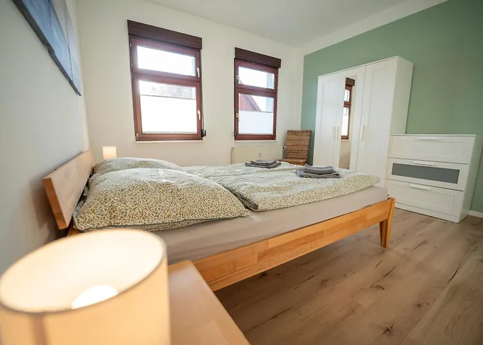 Haus Unterm Mammutbaum - Elberadweg * Magdeburgo