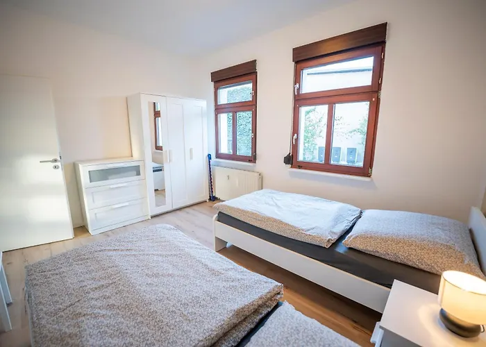 Haus Unterm Mammutbaum - Elberadweg *